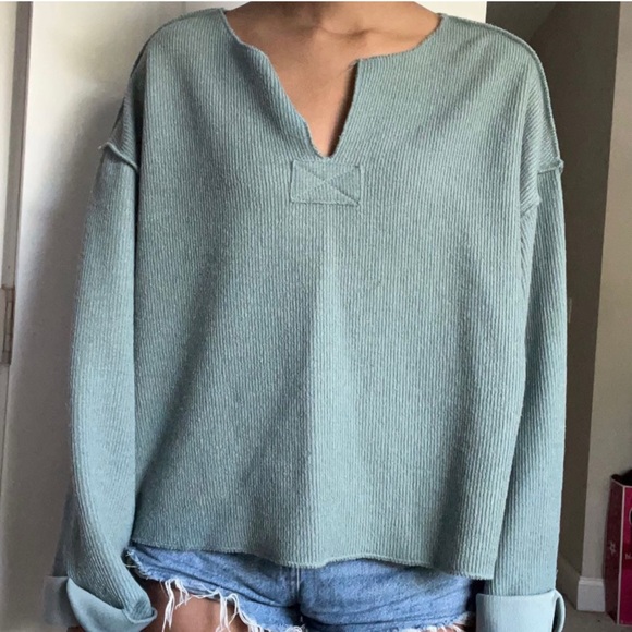 Urban Outfitters Jax Inside Out Notch Neck Sweater Size Small - Picture 4 of 15